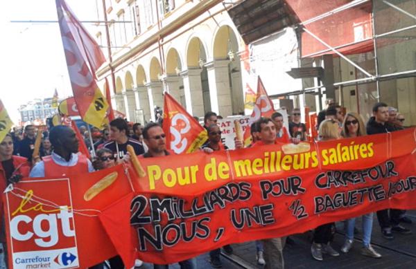 Carrefour Market : une demi-baguette par jour ?