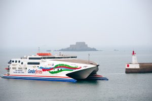 Condor Ferries, rapaces en pleine mer