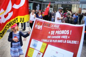 Stéphanie, caissière d'Auchan City est réintégrée