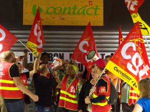 Contre les licenciements à Carrefour, la CGT se mobilise