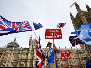 Face au chaos du Brexit, le principal syndicat britannique réclame des élections anticipées