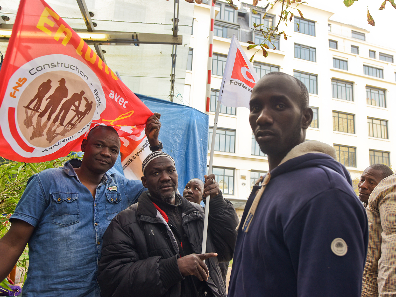 Première condamnation d'un employeur pour « discrimination raciale et systémique » contre des travailleurs sans papiers