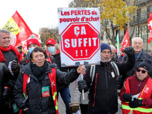 25 000 retraités dans les rues à Paris pour les pensions et le pouvoir d'achat