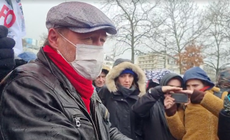 Manifestation en soutien à Denis Gravouil convoqué au commissariat