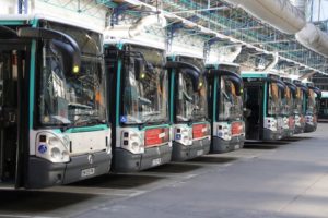 Prud'hommes : les salariés de maintenance des bus RATP veulent faire reconnaître leur exposition aux matières dangereuses