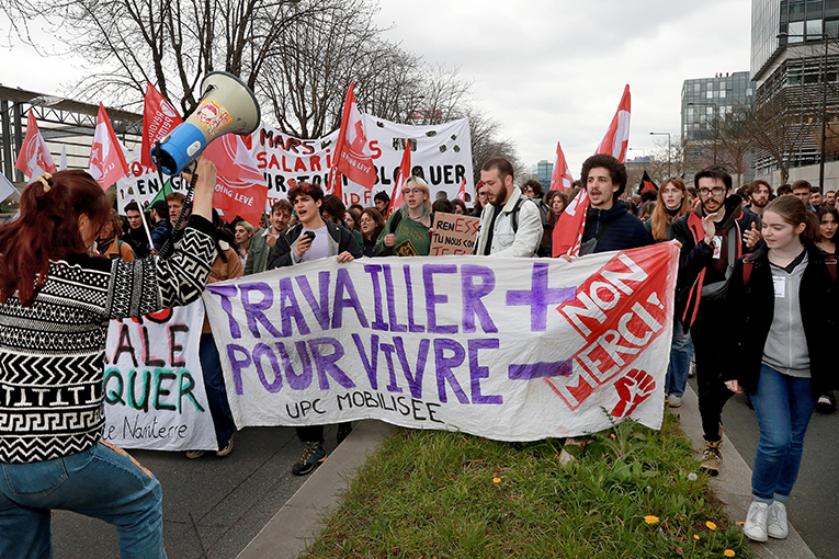 À l’incinérateur d’Ivry-sur-Seine les étudiants entrent en jeu contre la réforme des retraites
