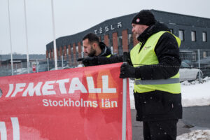 Tesla : en Suède, les syndicats ne plient pas