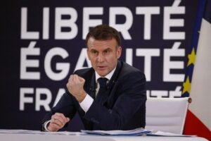 Conférence de presse d’Emmanuel Macron : le projet d’un libéral réactionnaire