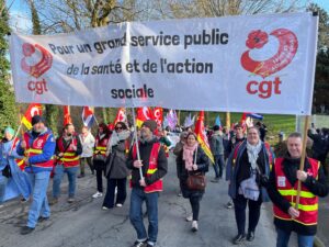 En Bretagne, syndicats et citoyens s’unissent pour défendre l’accès aux soins