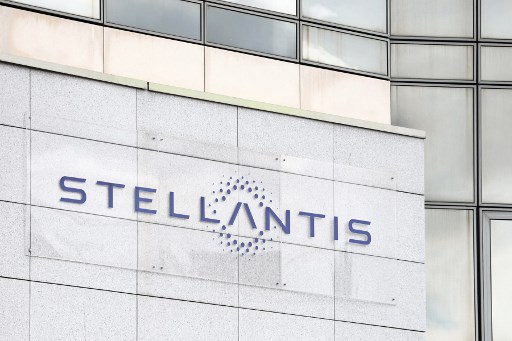 Quel avenir pour l'usine Stellantis à Poissy ?