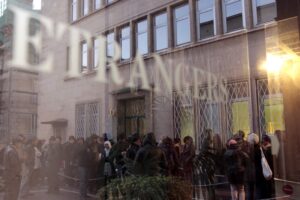 Régularisations, expulsions... Les chiffres de Beauvau attestent d'un durcissement de la politique migratoire