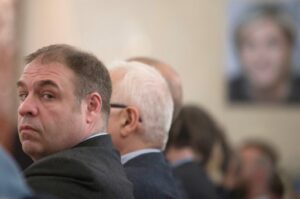 Elections « factices », « faux PV » : le procès du militant d’extrême droite Axel Loustau pour entraves aux droits syndicaux