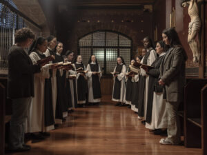 « Les Dimanches » d’Alauda Ruiz de Azua au cinéma : la belle crise de foi d’une adolescente