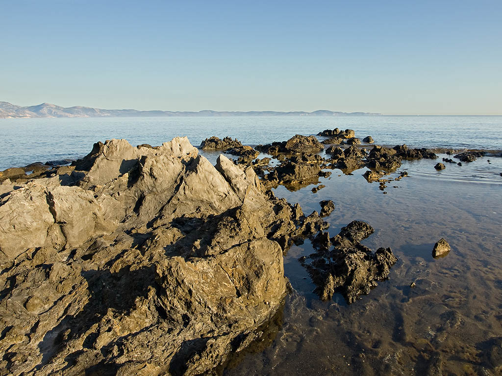 15 morts et le soup&ccedil;on d'un &laquo; push-back &raquo; : En Gr&egrave;ce, les zones d'ombres autour du naufrage de migrants &agrave; Chios