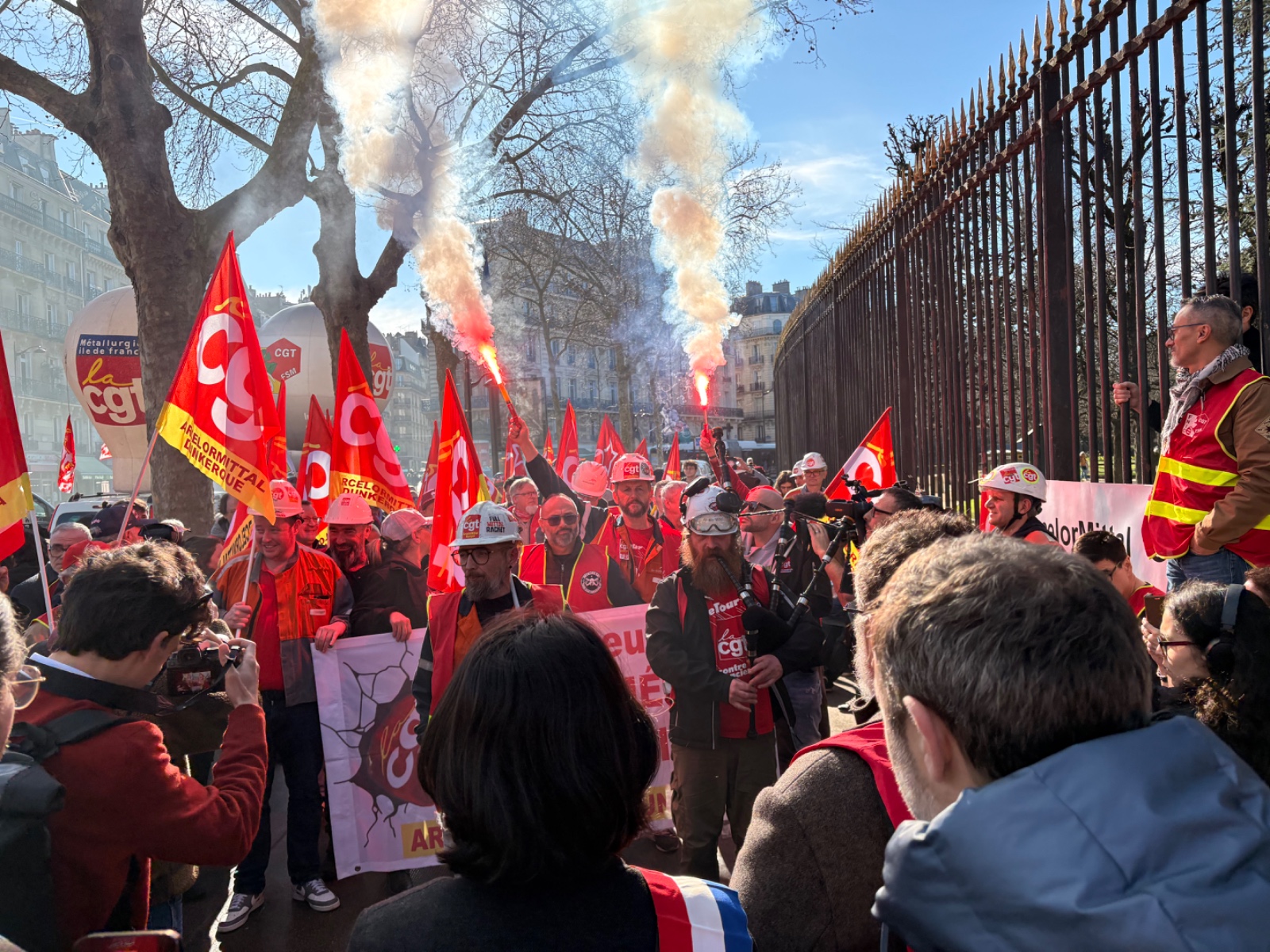 « C'est la 2e mi-temps, le match se jouera en prolongations » : les militants CGT mobilisés pour la nationalisation d'ArcelorMittal