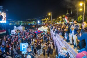 Ce n'est pas encore le début de la fin pour les réacs en Europe mais... les leçons à tirer de la défaite d'Orbán en Hongrie