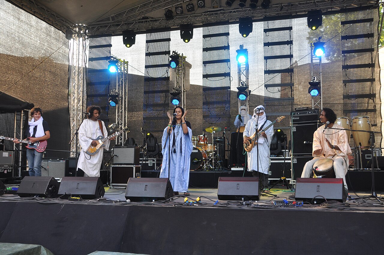 Chanter dans sa langue : du Sahel &agrave; la Nouvelle-Z&eacute;lande, ces artistes qui entrent en r&eacute;sistance culturelle