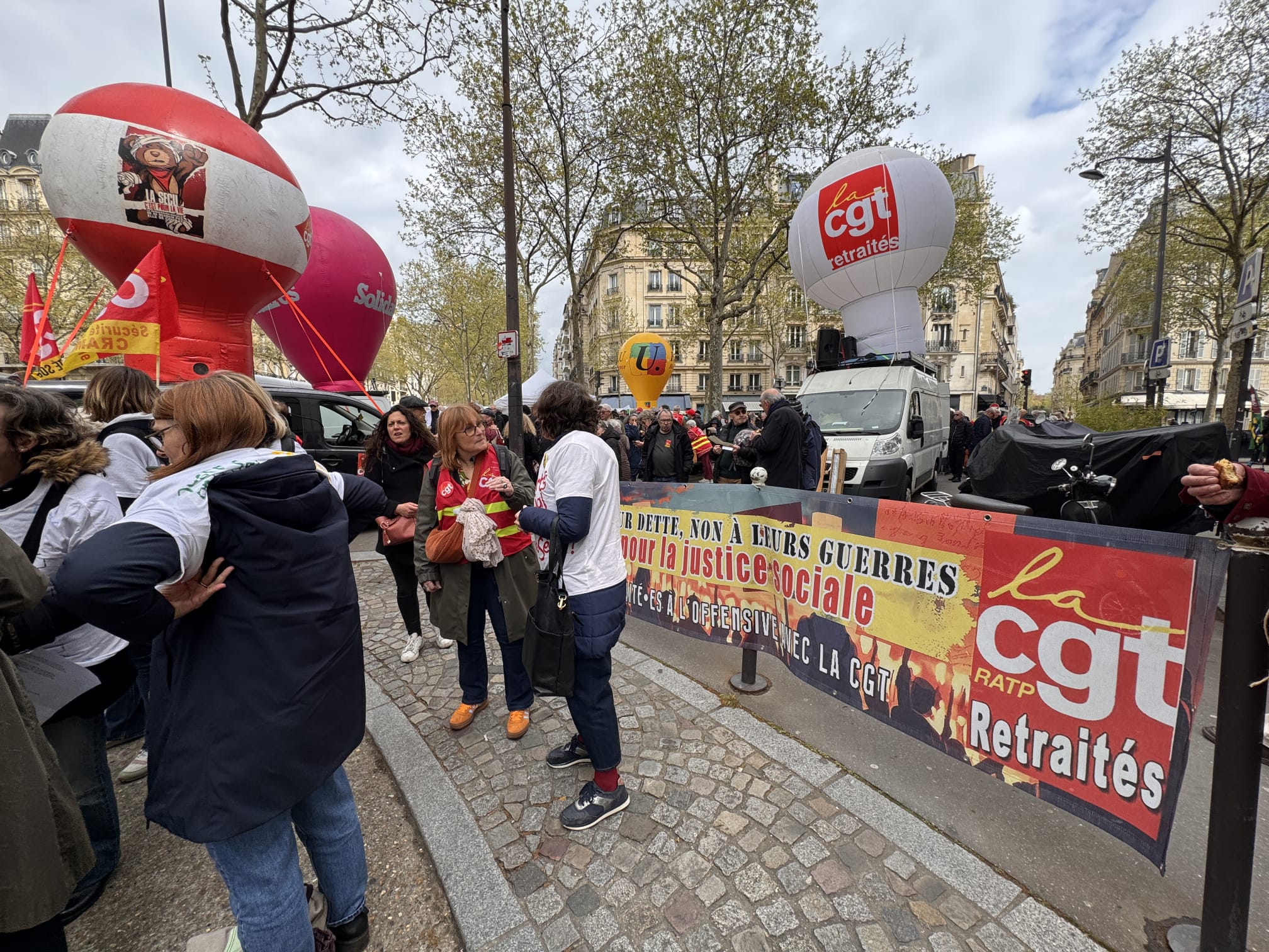 « On a toujours des revendications » : à Paris, Metz, Marseille, la journée de mobilisation des retraités derrière l'UCR-CGT