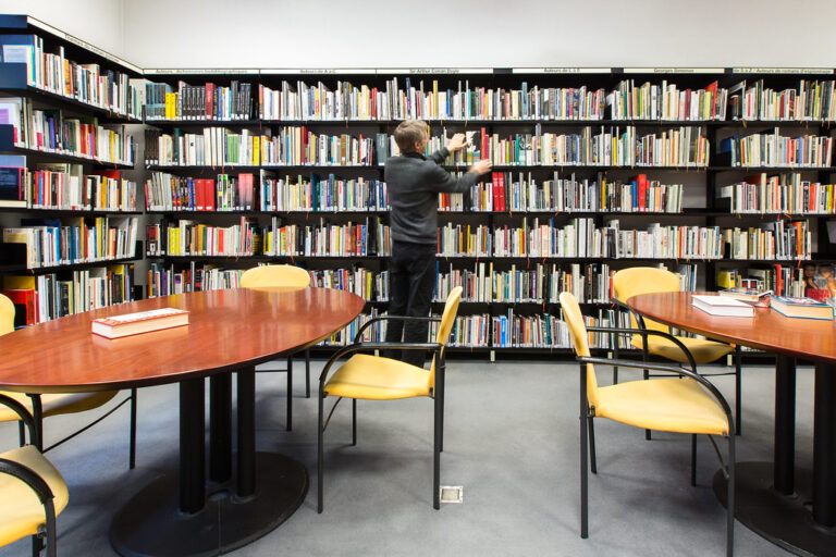 « Sans recrutements, ce n'est tout simplement pas possible » : pourquoi les bibliothèques de Paris font grève le 7 mai