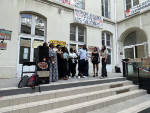 Après la victoire : l'heure de la fête pour les coiffeuses du boulevard de Strasbourg