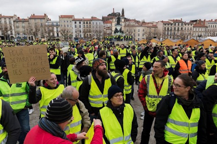 NVO, la Nouvelle Vie ouvriere, le magazine des militants de la CGT