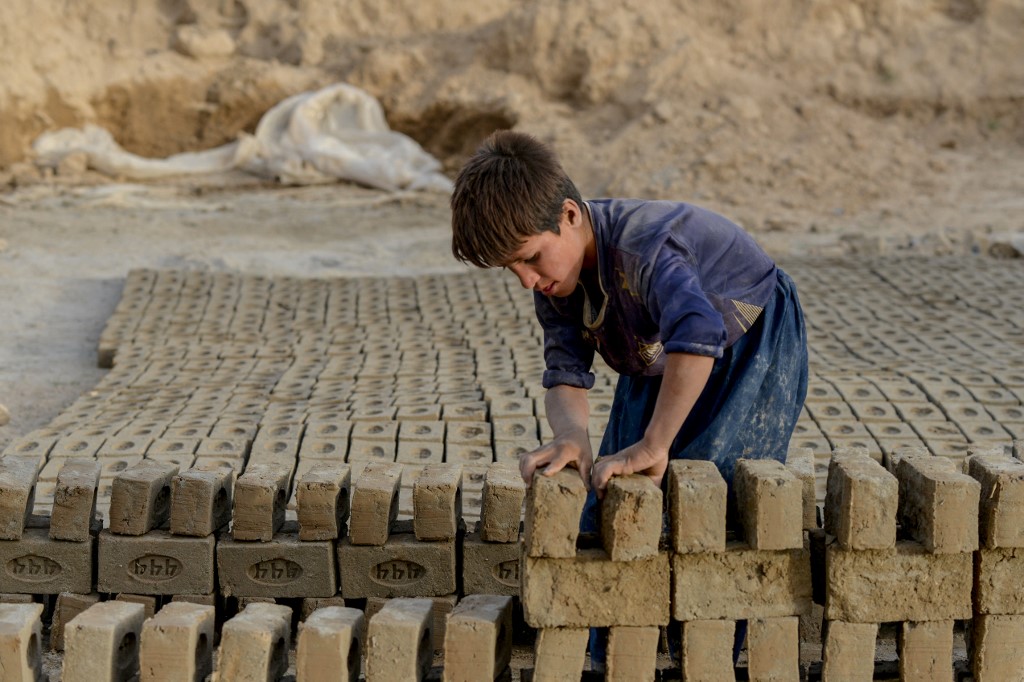 Le travail des enfants, un fléau qui refuse de disparaître... et menace de regagner du terrain en Europe