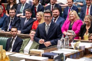 « Socialiste » ou blairiste : qu'attendre d'Andy Burnham, tombeur de Keir Starmer au Royaume-Uni ?