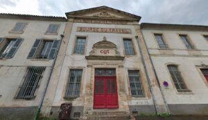 À Arles, la CGT se bat contre la volonté de la mairie de la chasser de la Bourse du travail