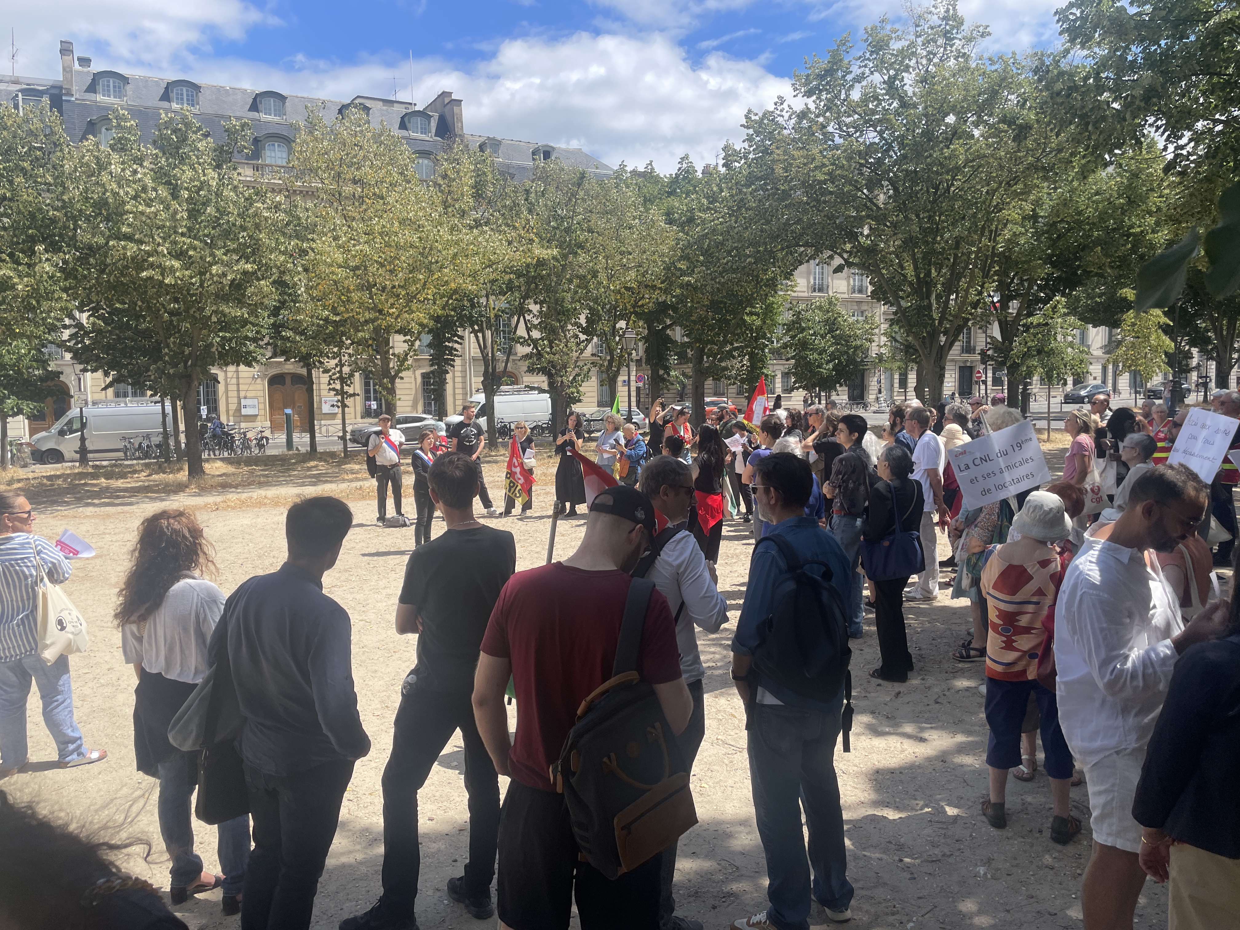 &laquo; La Ville de Paris doit sauver davantage d'emplois &raquo; : le cri du c&oelig;ur des salari&eacute;s de la Fondation &OElig;uvre Croix Saint Simon 