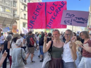 À la manifestation contre les violences sexuelles, la « loi intégrale » dans toutes les têtes