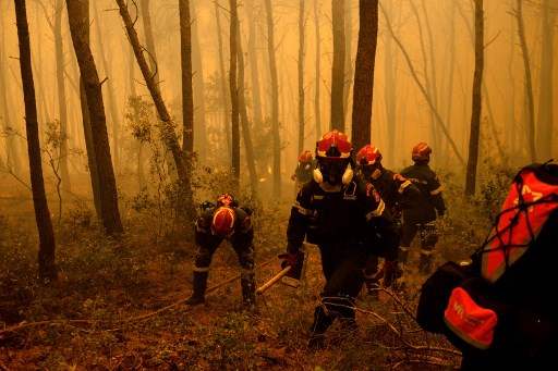 En Gr&egrave;ce, la casse des services publics, facteur acc&eacute;l&eacute;rateur des incendies