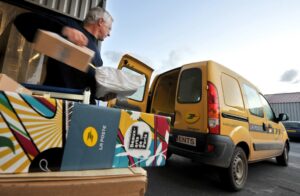 Dans les plateformes industrielles du courrier de La Poste, la souffrance au travail ne fait pas un pli